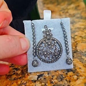 Marcasite in sterling silver  floral pendant and drop earrings
